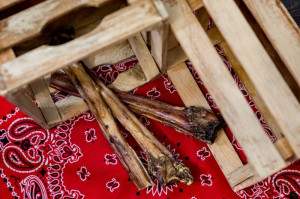 Bullepees met knots 30 cm